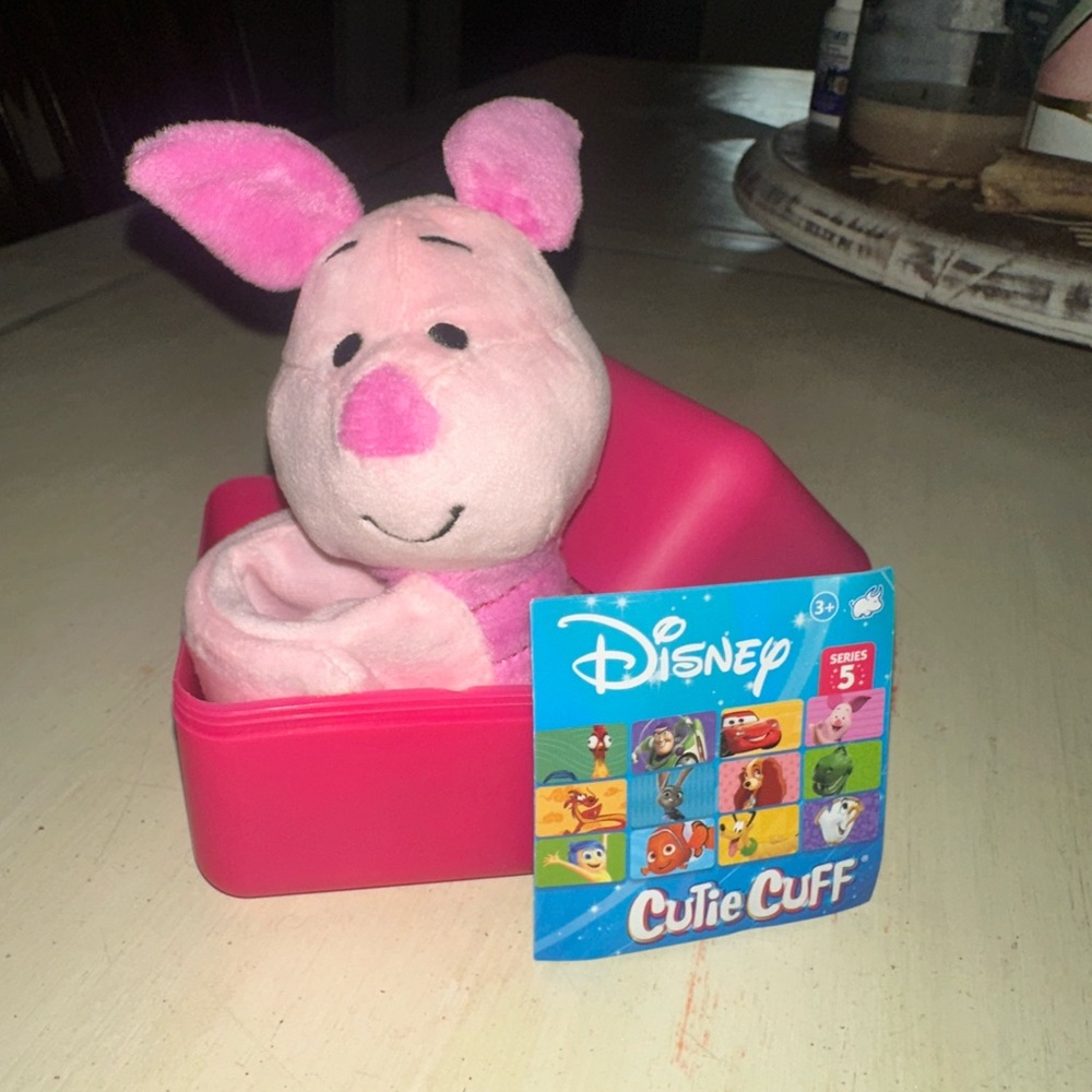 Disney Pink Piglet Cutie Cuff